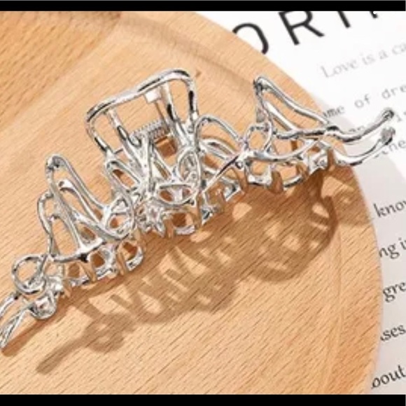Super Elegant Silver Hairpin to Enhance your Casual or Night Our Hair look main image 5